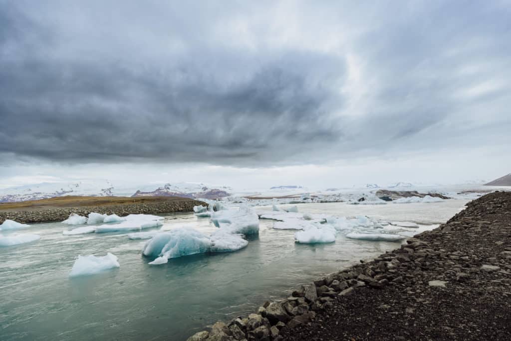 Diamond Beach Iceland parking