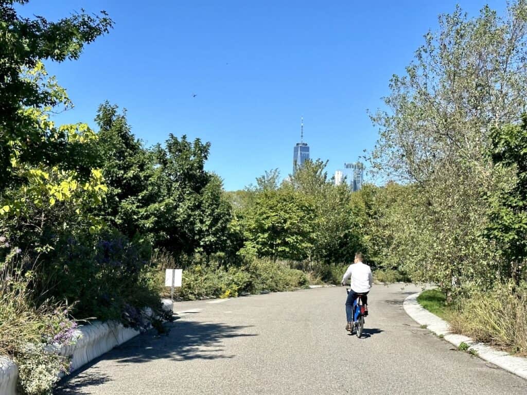 governors island bike ride