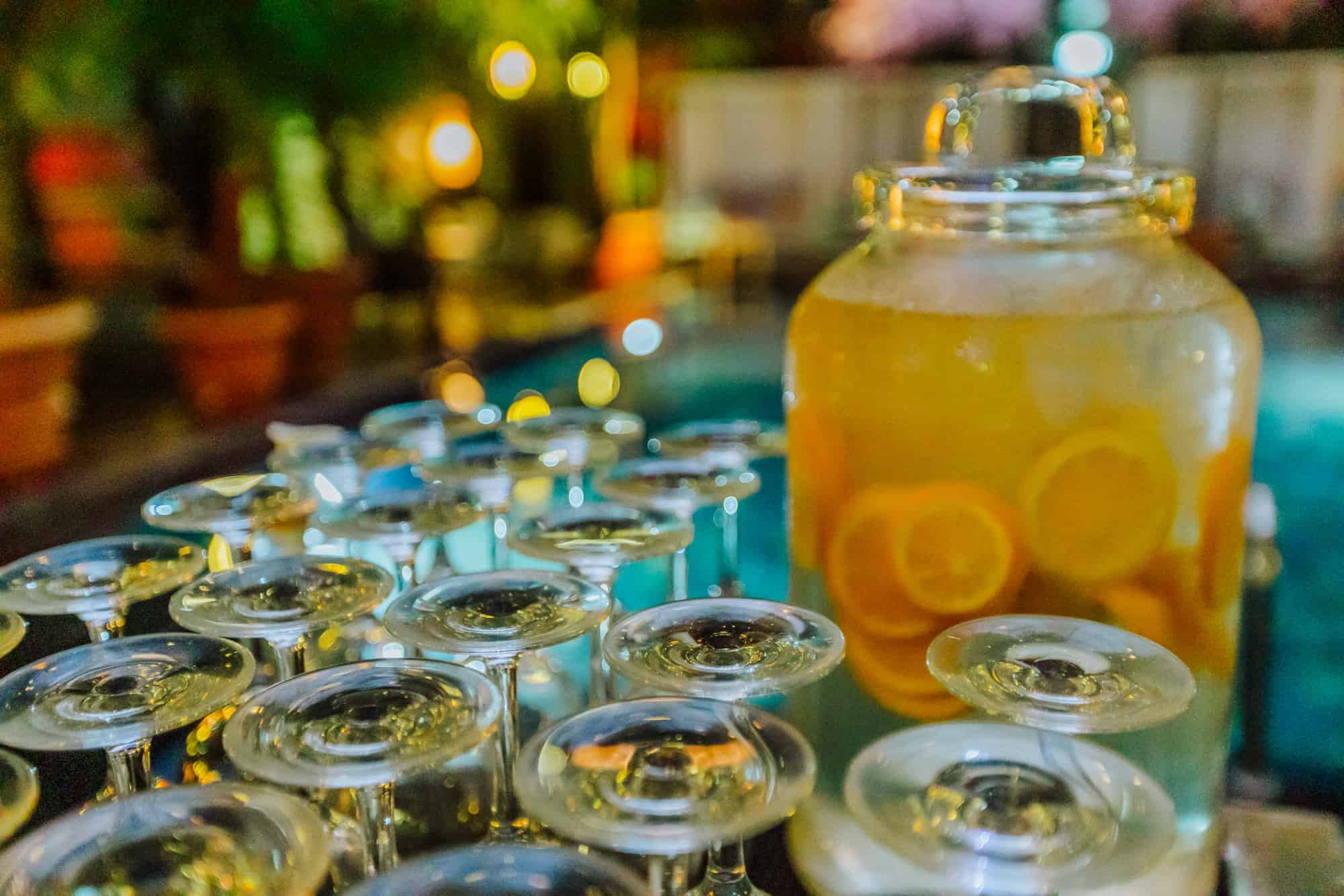 manon les suites bar