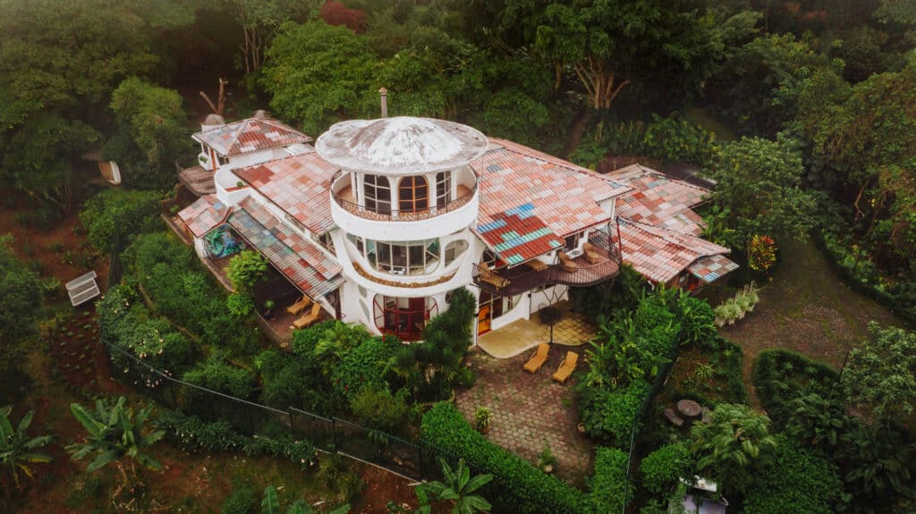 finca rosa blanca roof tiles