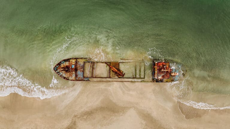 Manzanillo Beach, Costa Rica: Visit the Shipwreck!