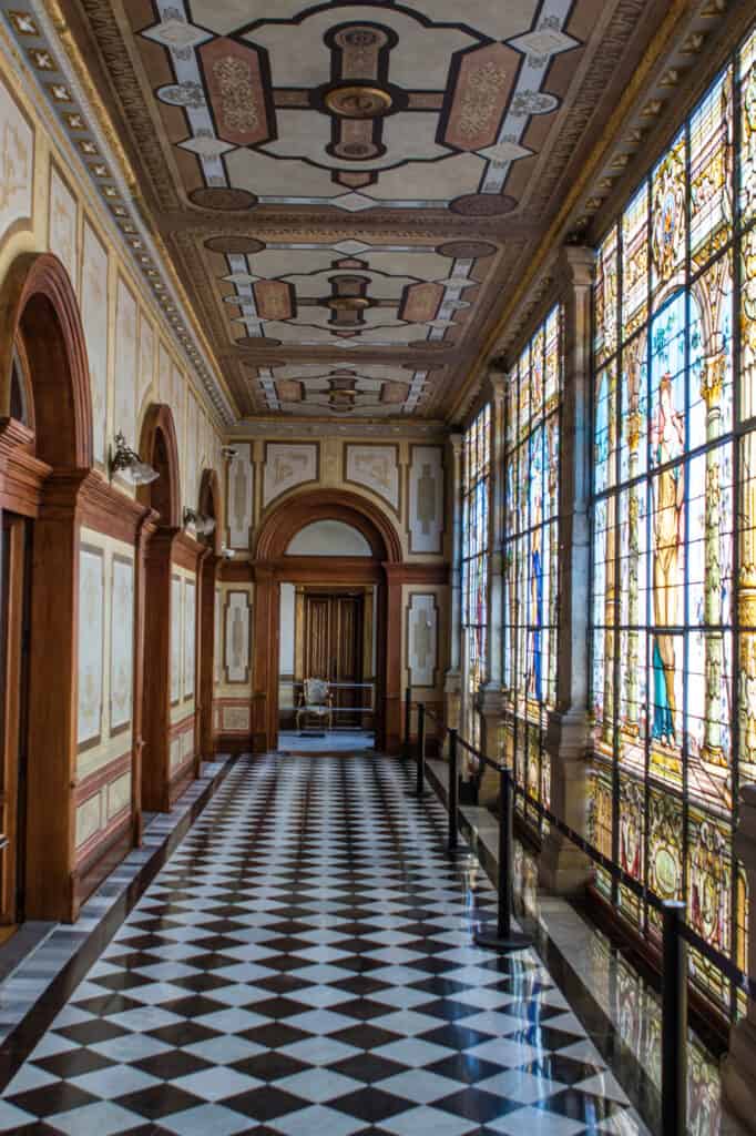 chapultapec inside