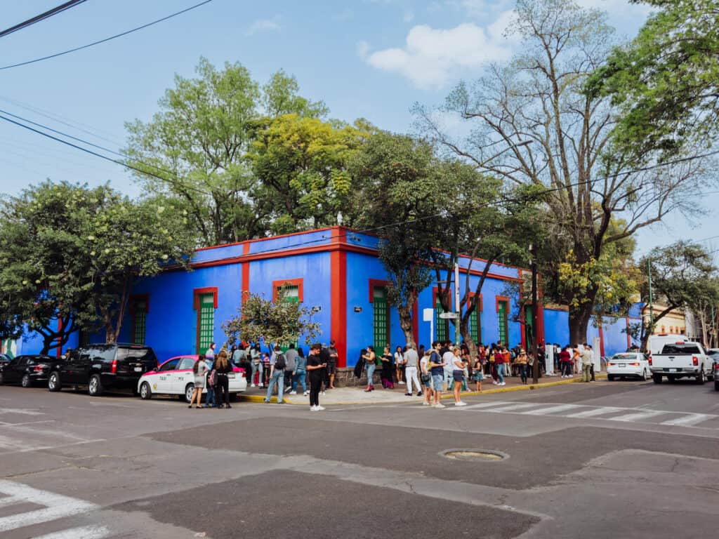 frida kahla blue house