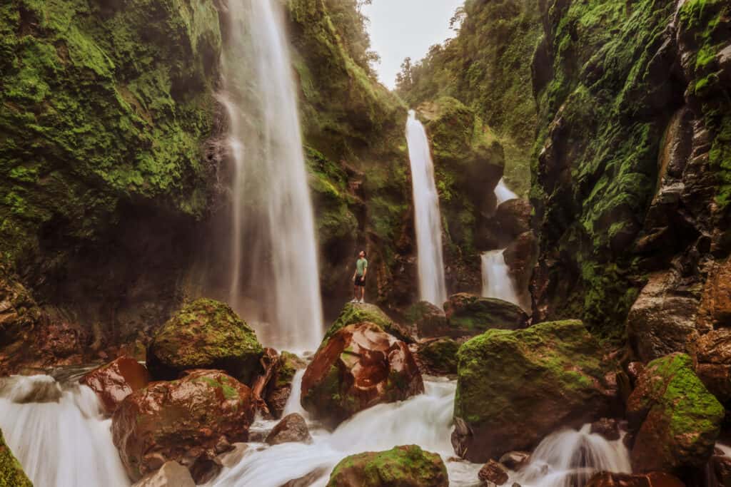 5 days in costa rica waterfalls