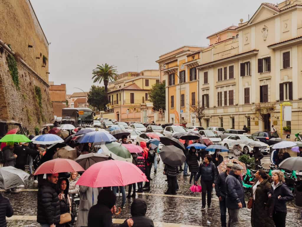 vatican crowd