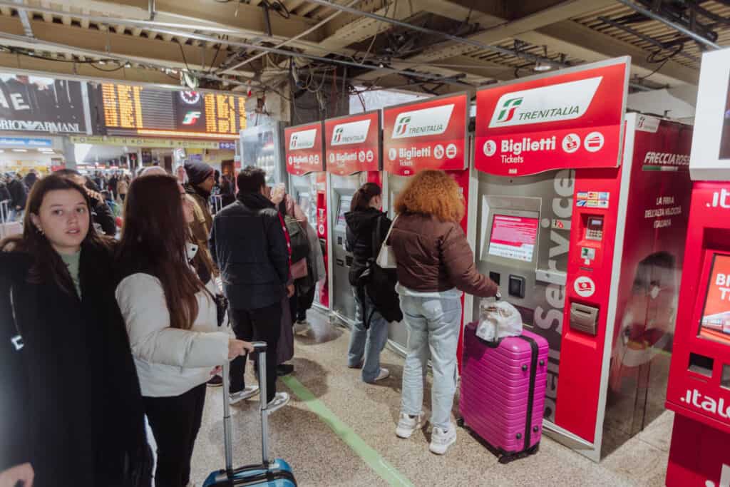 rome to assisi train