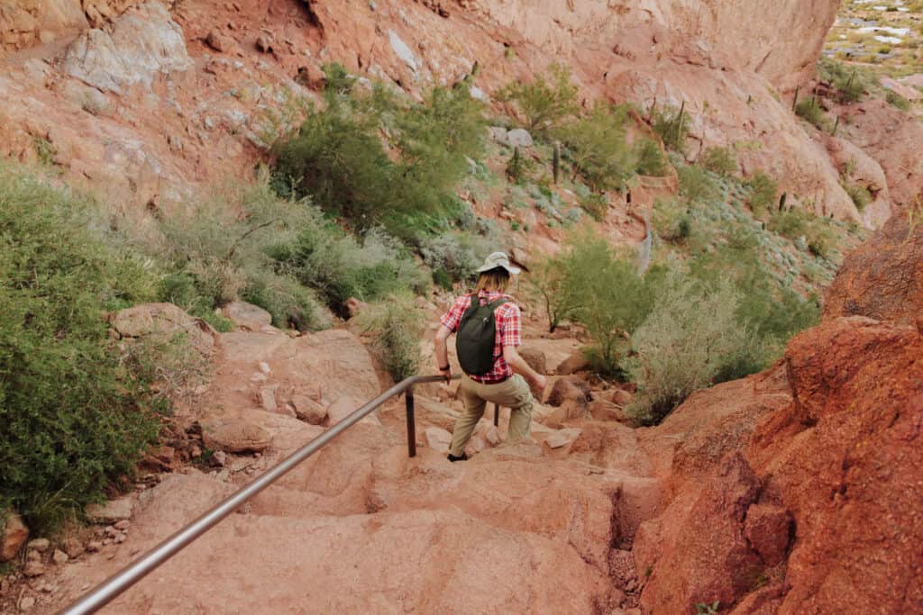 camelback mountain echo trail railings