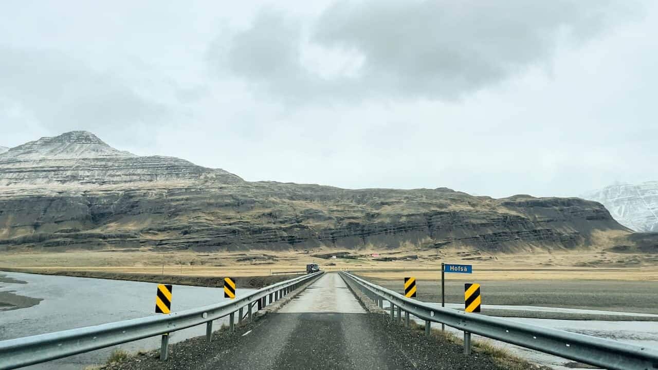 driving iceland ring road