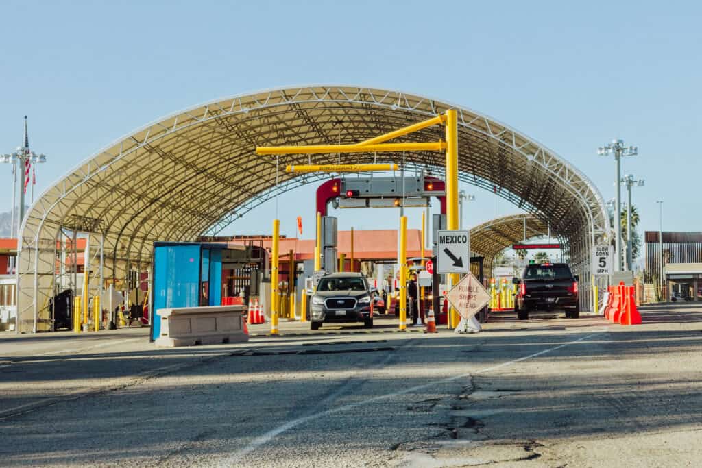 crossing the Arizona mexico border lukeville