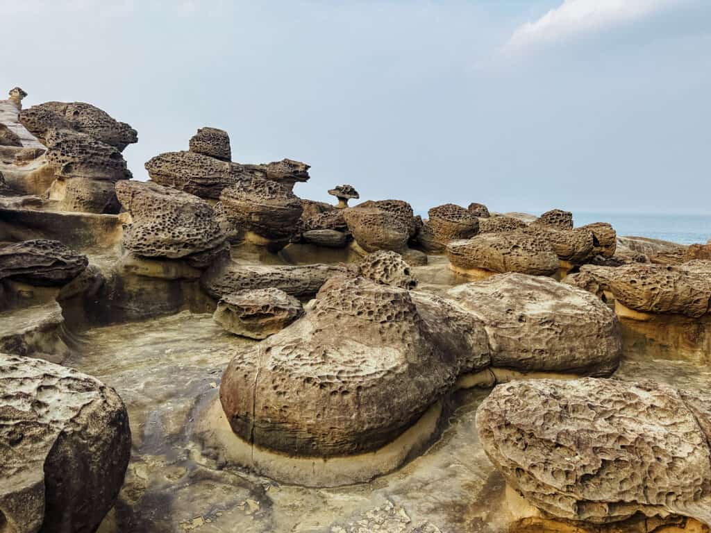 northern coast of taiwan rocks