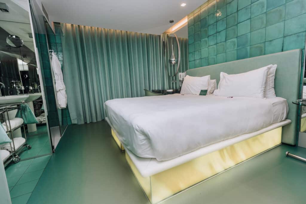 wc by the beautique hotels bedroom