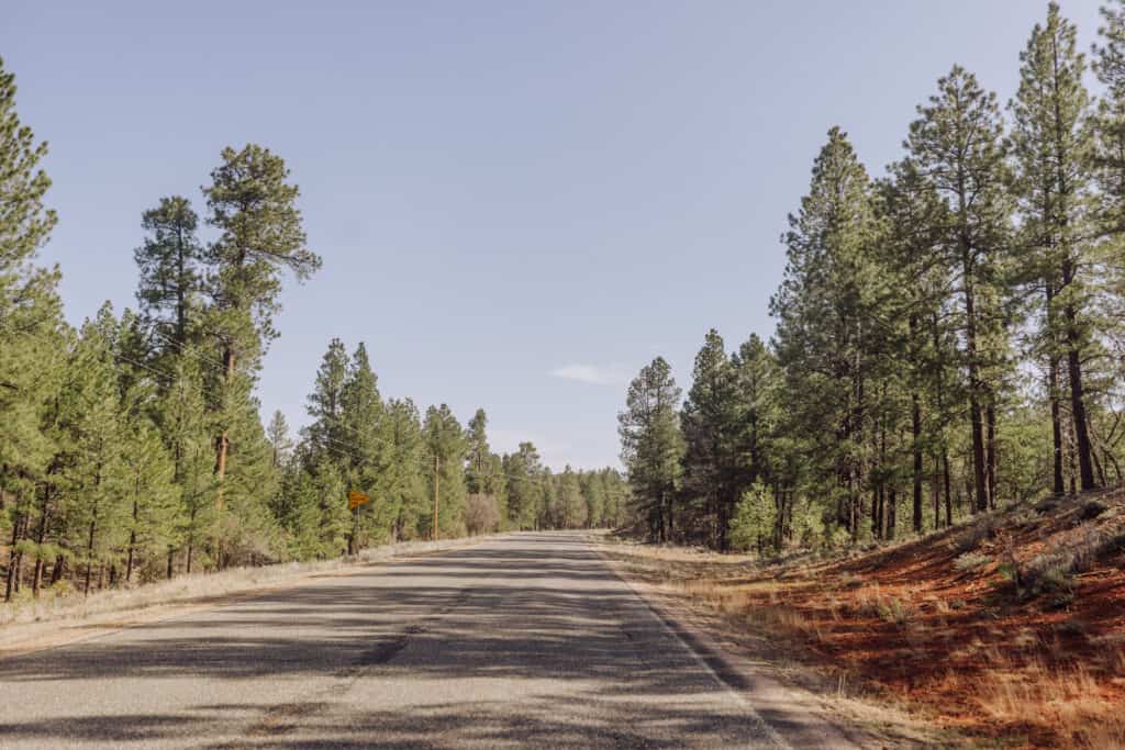 Indian road 18 to Hualapai hilltop trailhead