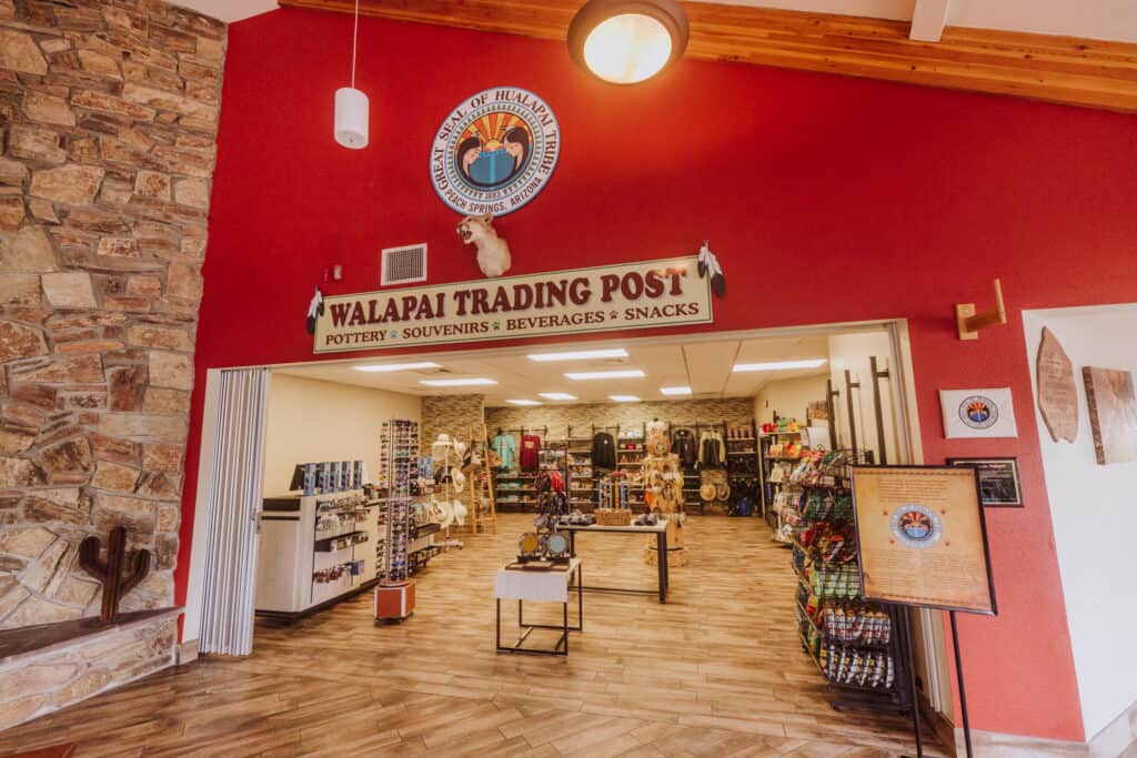 Hualapai lodge trading post near havasupai