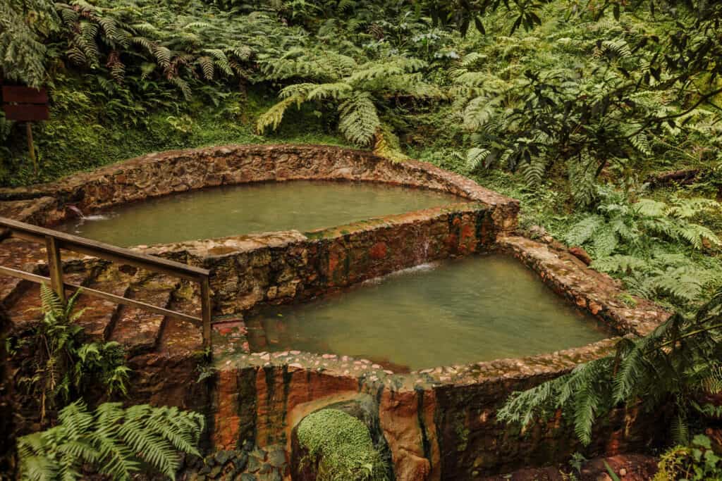 Azores hot springs: Caldeira Velha