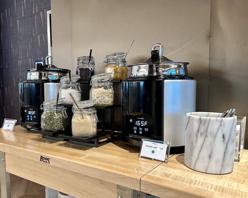 Oatmeal bar at the Sky Club in JFK