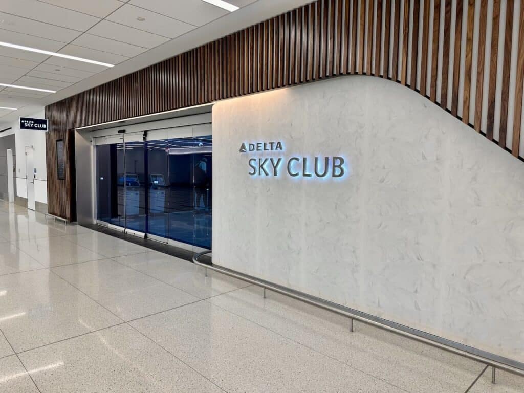 Terminal 4 Delta Sky Club Entrance