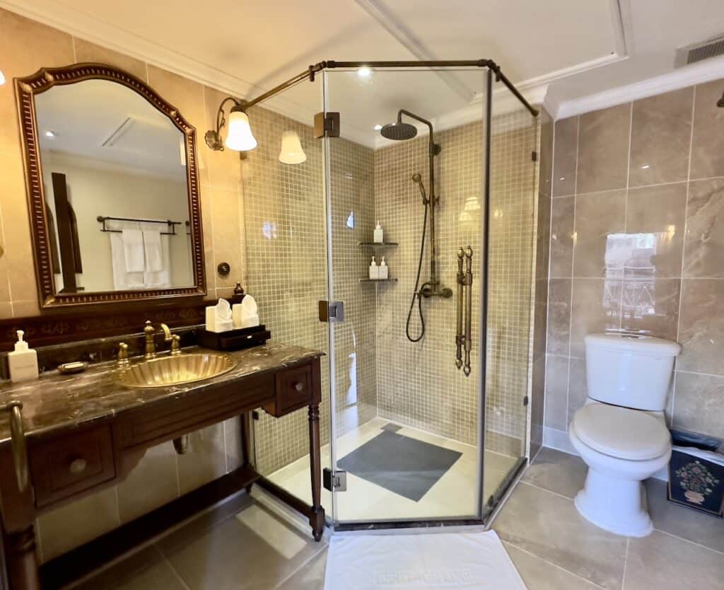Heritage Line Jahan bathroom