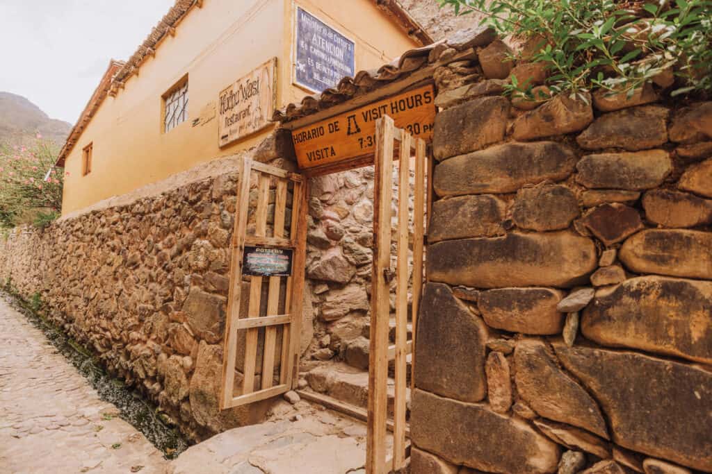 Entrance to Pinkuylluna