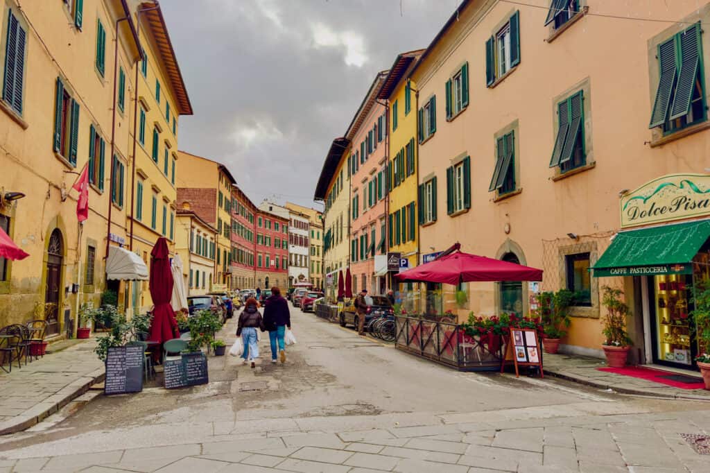 Streest of Pisa on a day trip from Florence