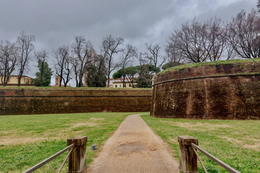 Florence to Lucca: City Walls