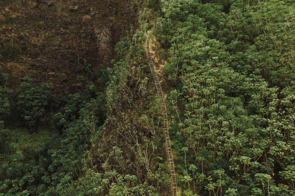 Hike Hawaii's Stairway to Heaven on Oahu