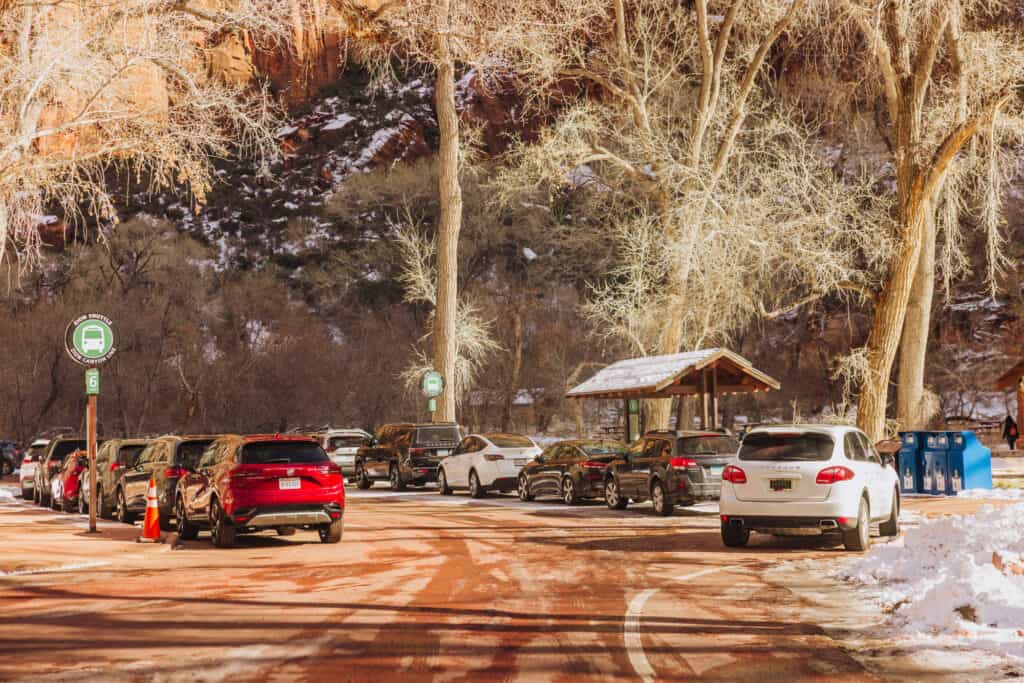 Angel's Landing trailhead parking lot