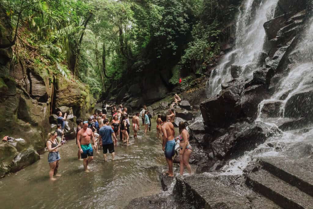 People waiting in line at Kanto Lampo
