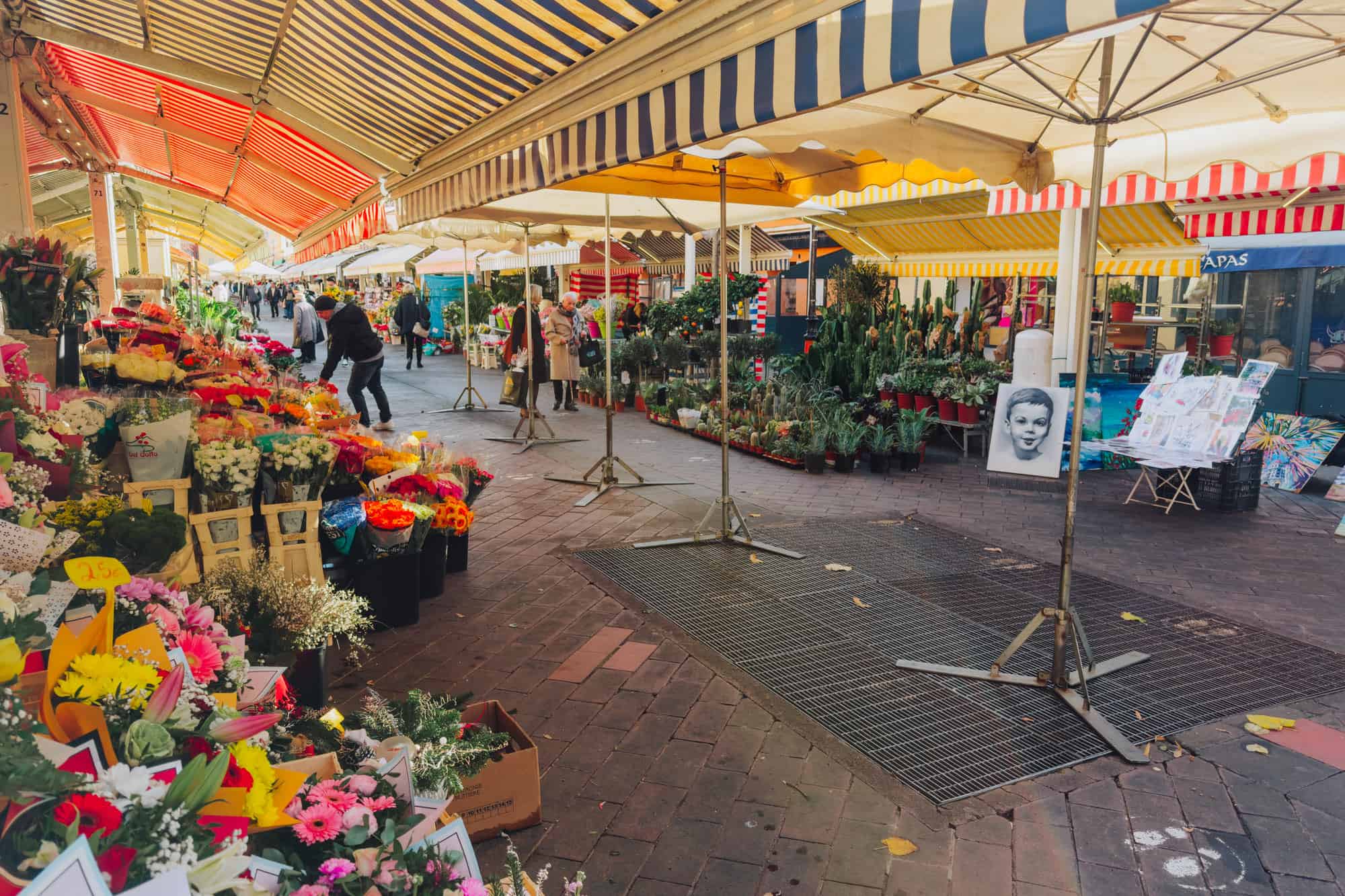 The Marche aux Fleurs in Nice at Christmas