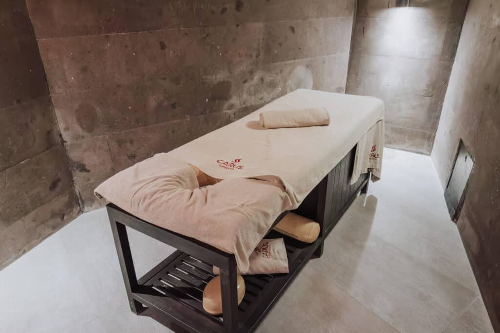 The spa inside Carus