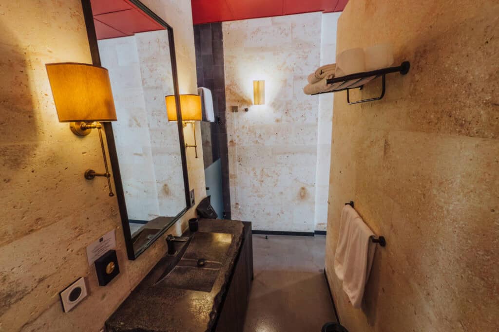 The bathroom in one of the suites at Carus