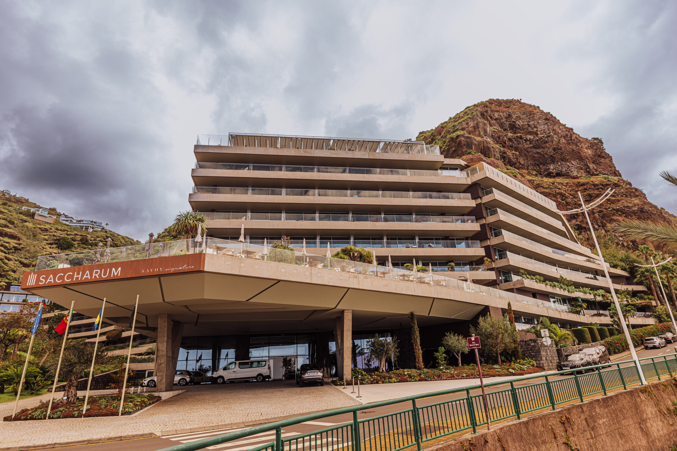 The entrance to the Saccharum Resort & Spa