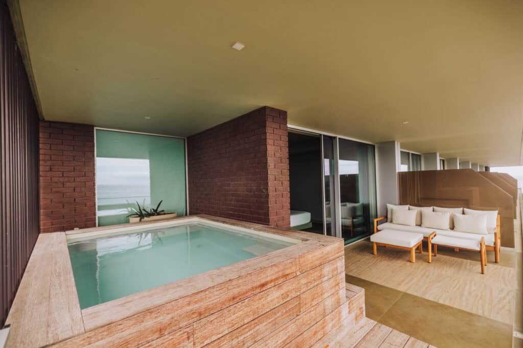 A balcony with plunge pool at the Saccharum Resort & Spa