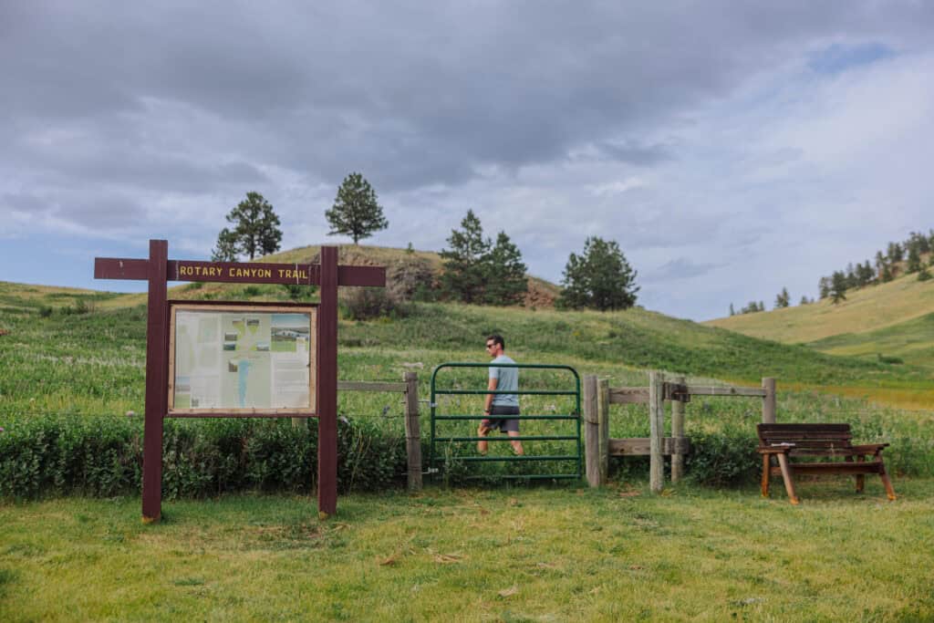 Rotary Canyon Trailhead at Bear Paw Lake
