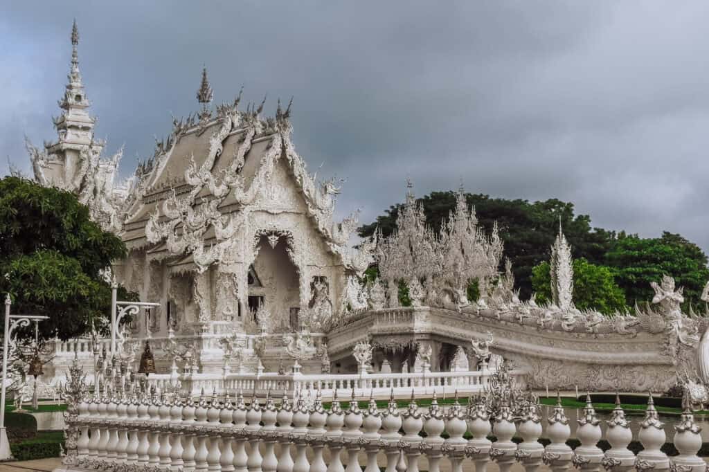 White Temple: Chiang Rai