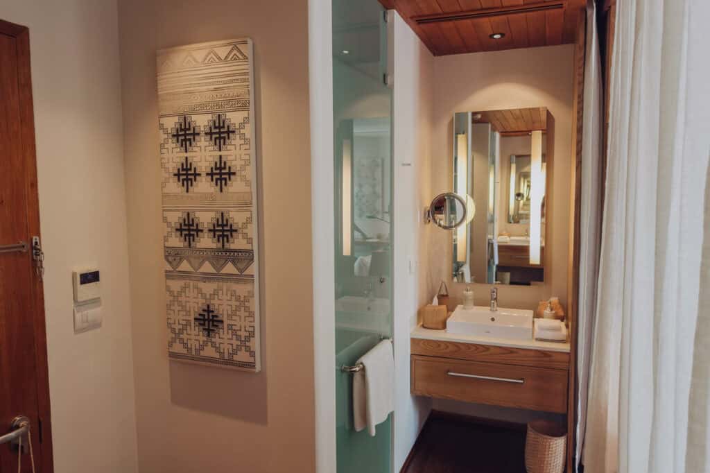 The bathroom inside the Avani Hotel
