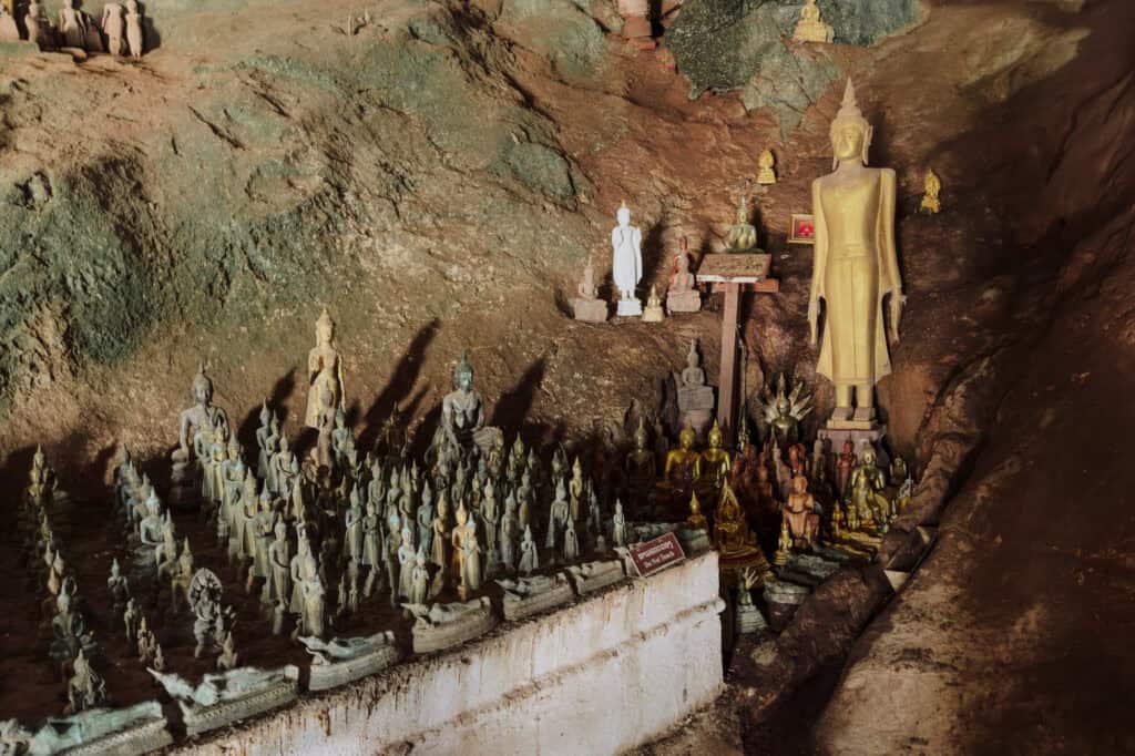 The lower cave at Pakou