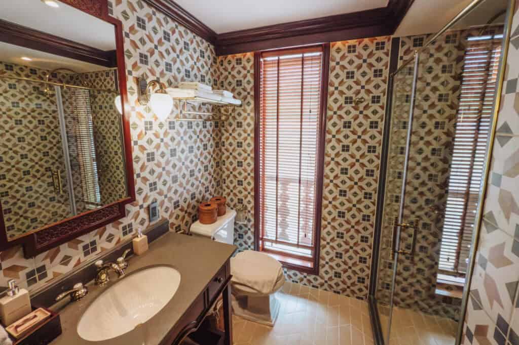 The bathroom on the cruise ship