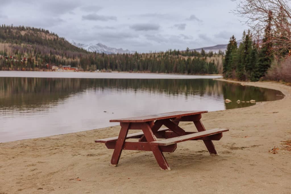 Pyramid Lake Beach in Jasper