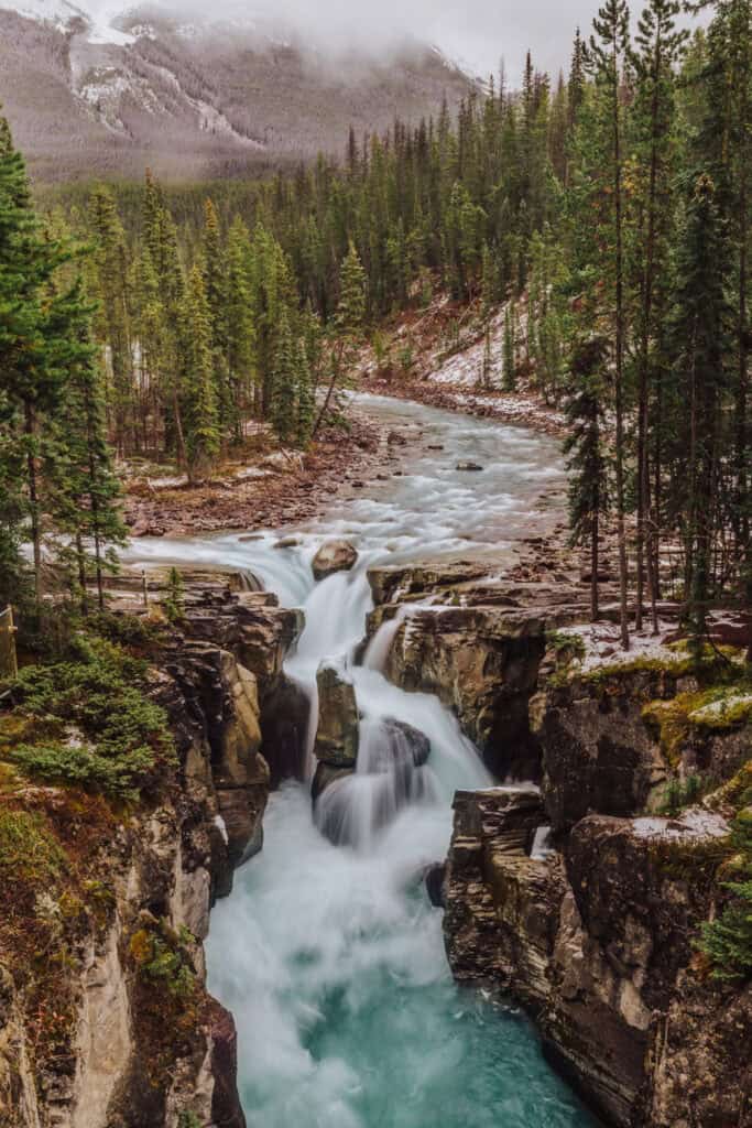 Sunwapta Falls in Jasper National park
