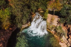 Fossil Creek, Arizona: A Complete Guide to Permits, Hiking & Swimming