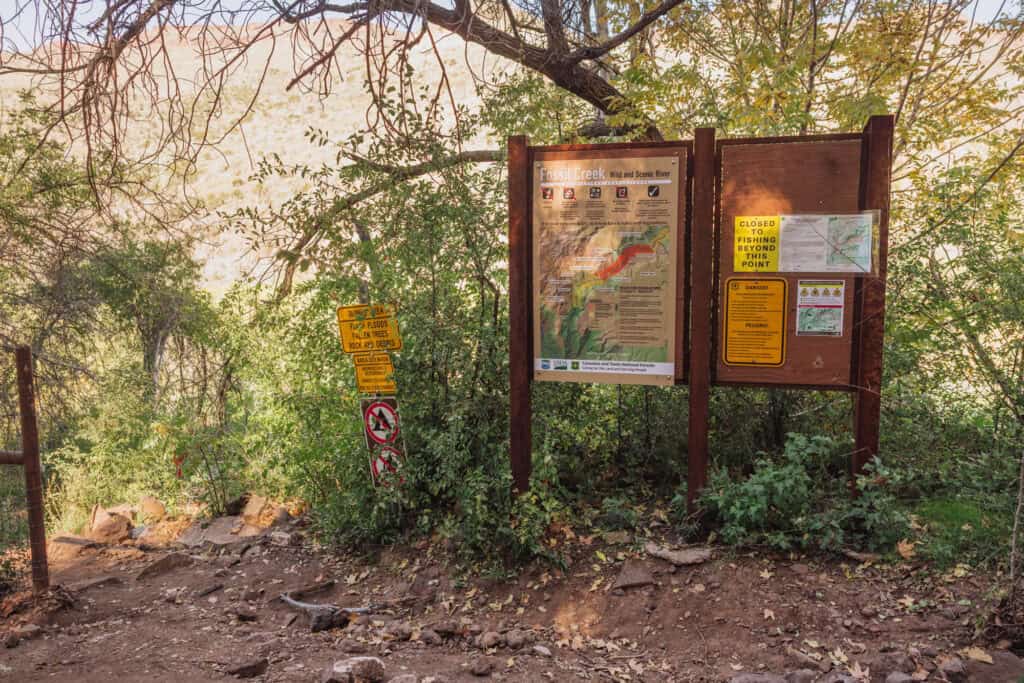 Signs mark the trail to Fossil Creek