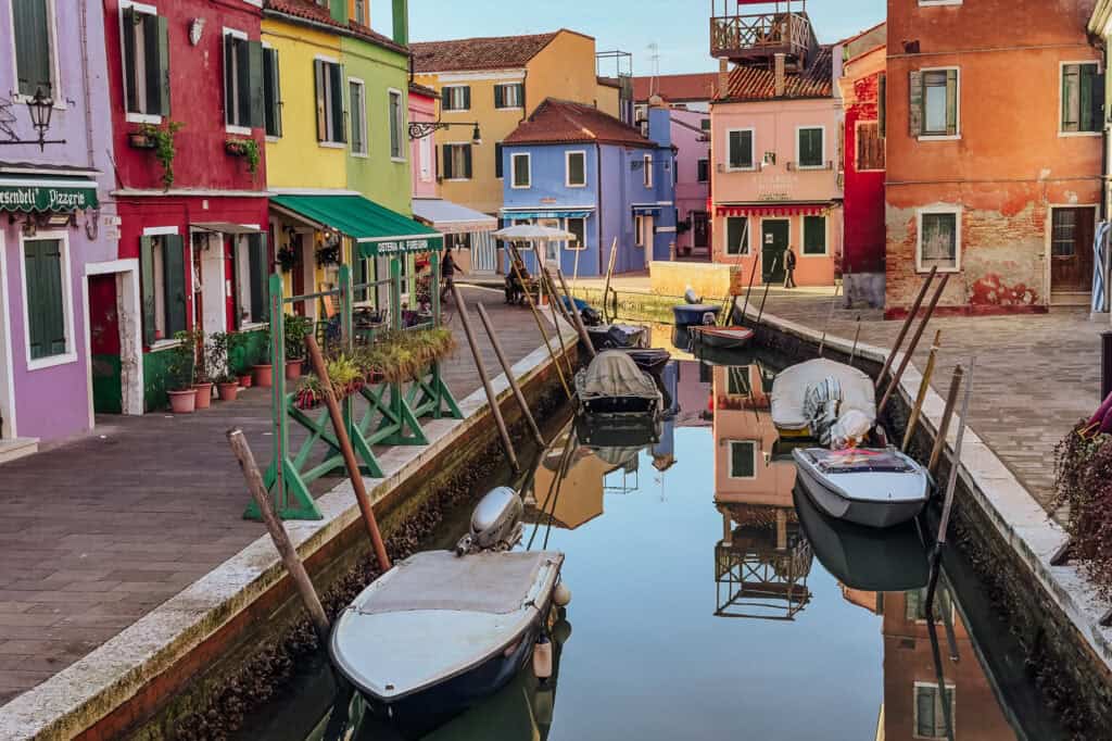It's easy to take the Vaporetto water taxi to Murano and Burano