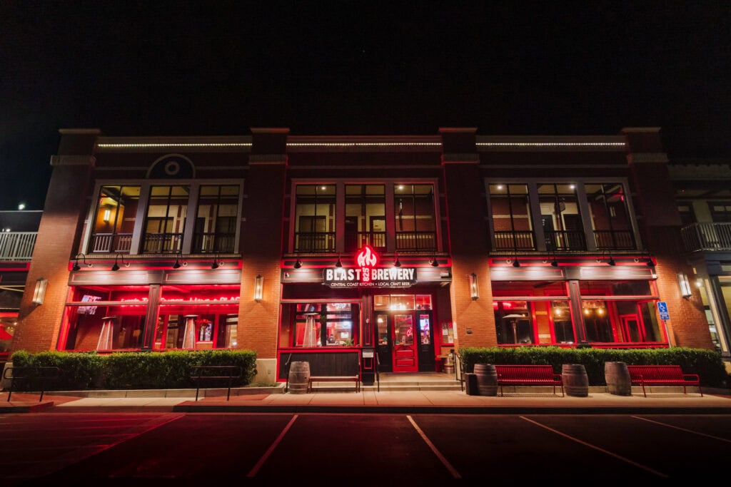 The exterior of Blast 825 in Oldtown Orcutt, CA