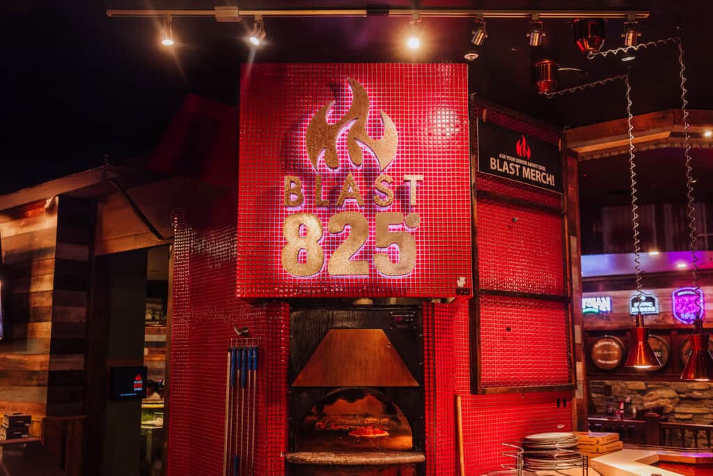 The Blast 825 pizza oven