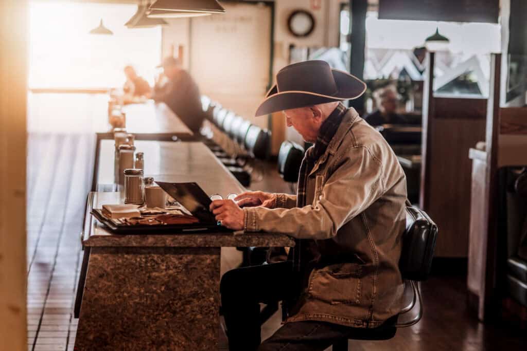 Diners inside Pappy's in Santa Maria, CA