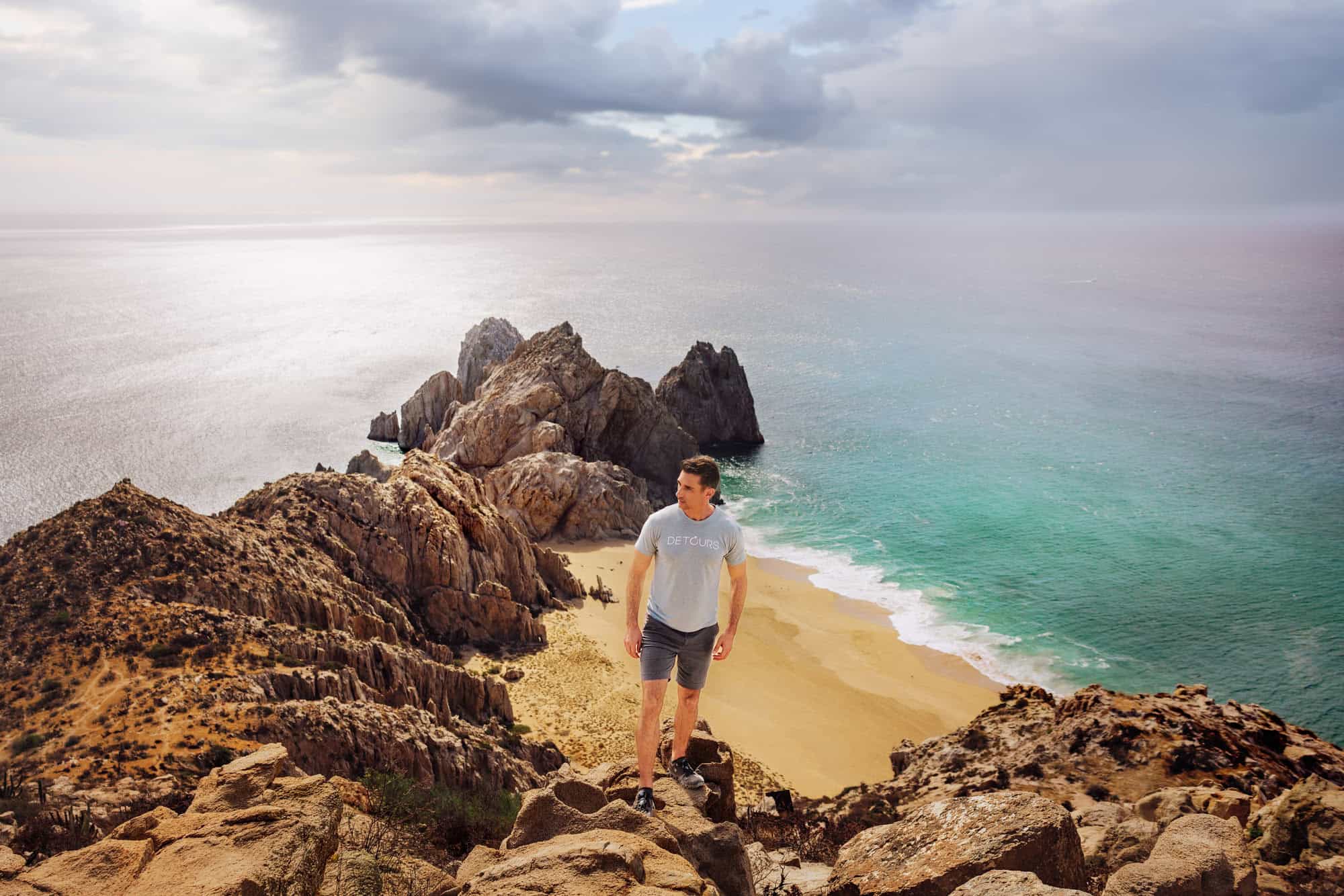 OLD MOUNTAIN 崇行 TO 昌平 The Famous Hike With Dogs: The Best View of Cabo (and it's free