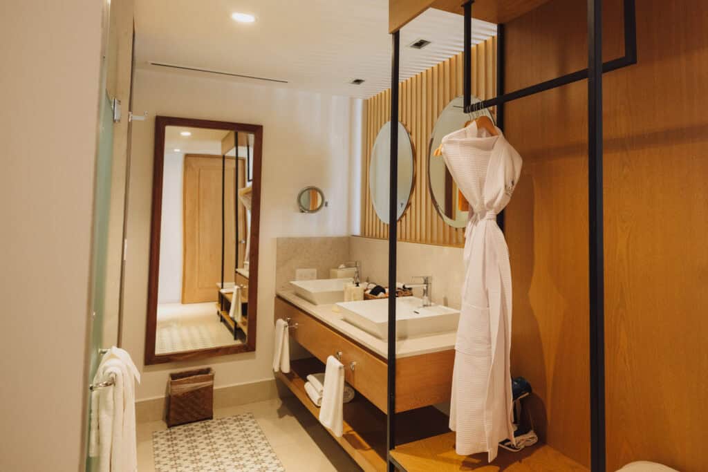 A standard bathroom in a room at Kadun in Cabo