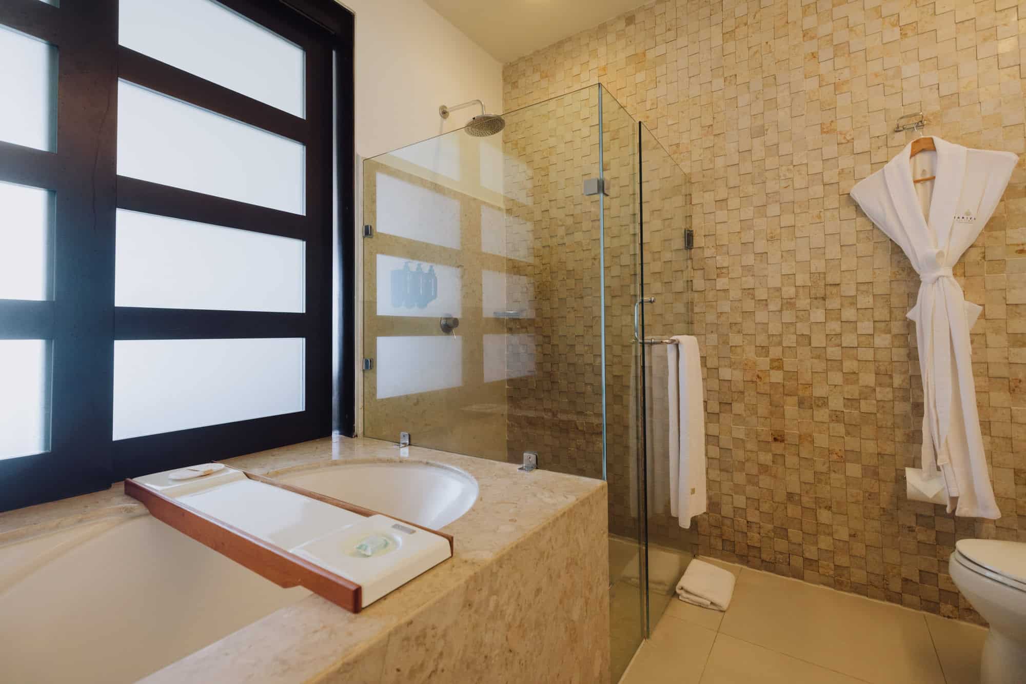 Marival Distinct bathroom