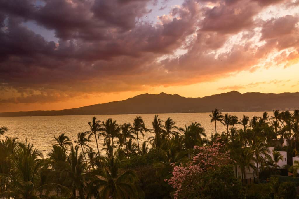 A sunset ove Nuevo Nayarit in Mexico