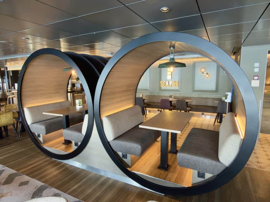 A wine bar on the ferry